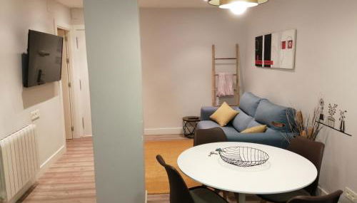 Lugar especial, gran patio, junto al ayuntamiento - Foto 4