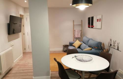 Lugar especial, gran patio, junto al ayuntamiento - Foto 4