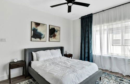 Elegant 3BR Home w/ Rooftop • 5 min to Downtown - Foto 38