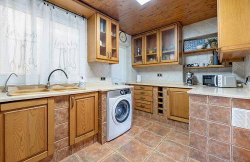 Sea View Villa - Pool BBQ & Beach - Barcelona - Photo 8