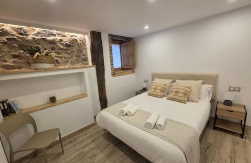 El patio, apartamento en casco histórico con vistas a la iglesia - Photo 4