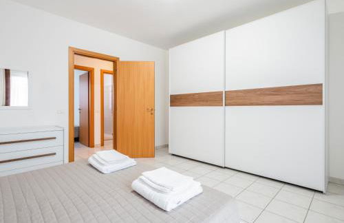 Ca' Mastro Bright Flat with parking - Foto 19