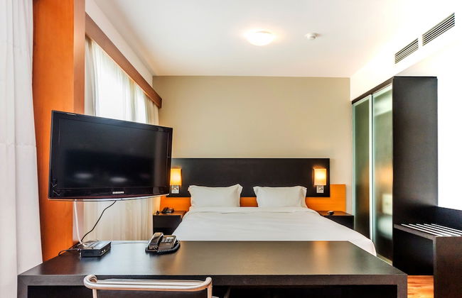 Paraiso Suites by Charlie - Photo 1