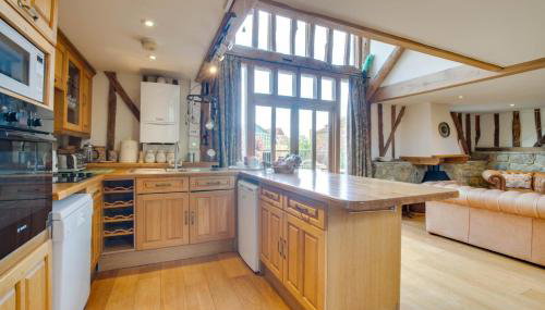 2 Bed in Cranbrook oc-cb594 - Photo 3, Other