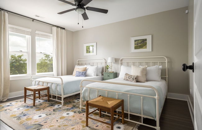 Mccreery by Avantstay Stylish Spacious Nashville Flat w Modern Design - Photo 17