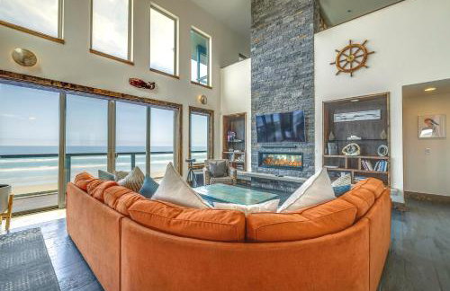Oceanfront Home with Hot Tub, Sauna, 8 Mi to Newport - Foto 1