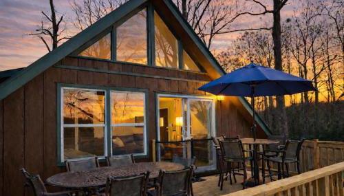 Family A-Frame, HotTub, FirePit, ClimbingWall, EVCharger, & More - Foto 1