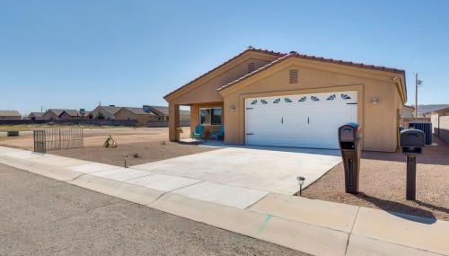 3BR 2BA Kingman Home w Patio Fire Pit - Foto 4