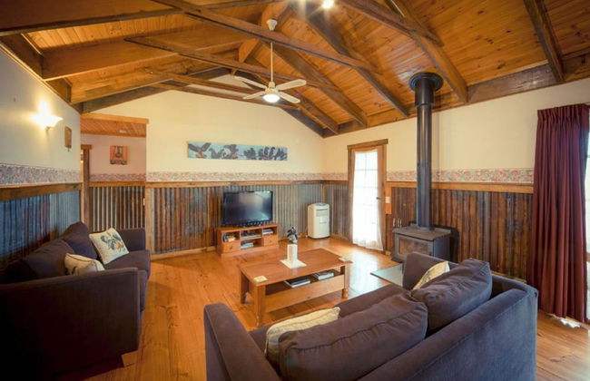 Sanctuary Park Cottages - Photo 21