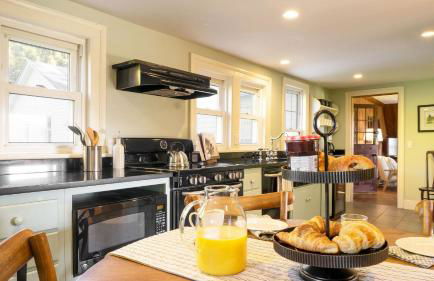 Whitney by Avantstay Private Berkshires Estate - Photo 24