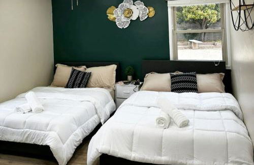 Modern Home Near Ontario Airport - Foto 13