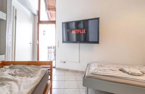 Arbeitnehmerunterkunft I 3 Betten I Balkon I eigene Küche & Bad - Foto 25