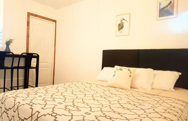 Laguna Studios - Photo 3