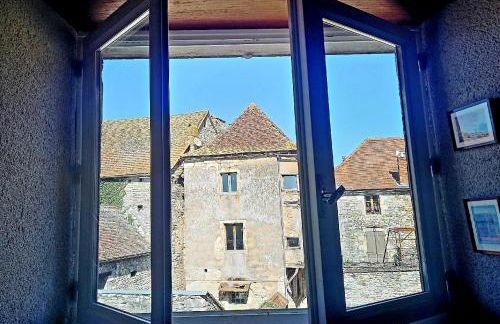 Maison du XVème au cœur du village médiéval - Foto 27