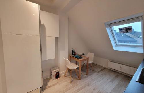 Modern 52 m2 apartment with air conditioning close to Messe Düsseldorf & Köln - Foto 12