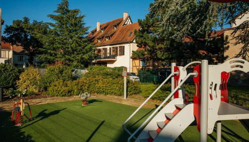 La Cure grand appartement familial 3 chambres avec terrasse et parking à 10 minutes de Colmar - Foto 5, Game Room