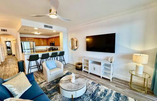 Balcony King Suite - Lake & Pool view - Foto 13