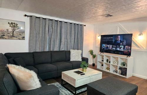 Stunning Vacation Rental with Foosball and Barbecue in Meadview, Arizona - Foto 6