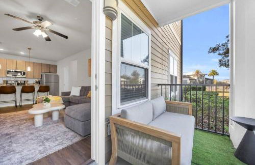 3BR Family Suite with Games & Pool - Foto 17