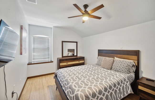 Elegant 5br Villa With Private Pool 5 Bedroom Home by RedAwning - Photo 6