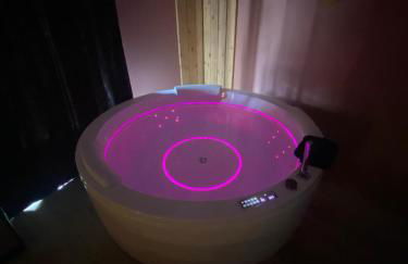 Suite romantique & spa Prova - Love room - Rétroprojecteur Netflix - Foto 4