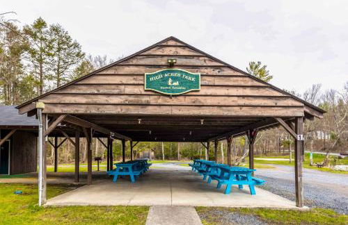 Sauna, Fire Pit Spacious and Serene Poconos Getaway - Foto 39