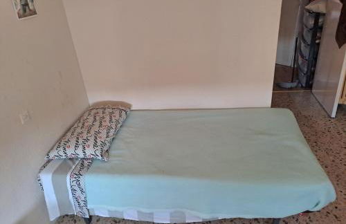 Habitación o piso entero dependiendo de la negociación - Foto 6