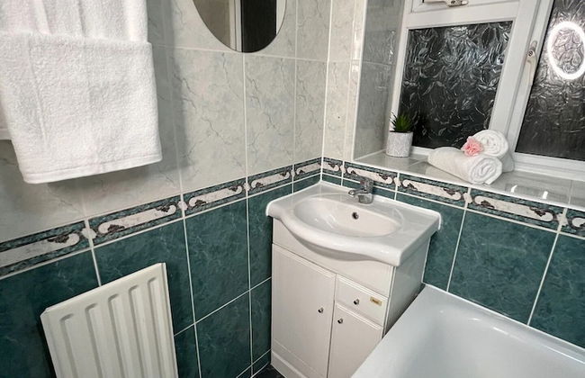 Modern with Stylish Terrace - Foto 12