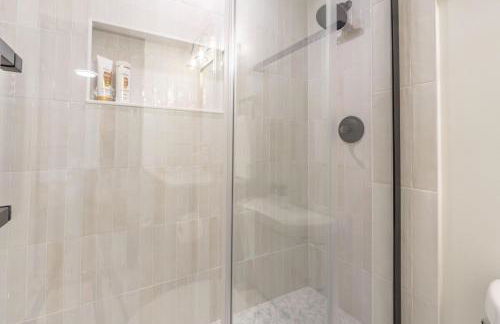 Ballantyne 3BR House, PrivateYard, Work Desk & 1 Gig Wi-Fi - Foto 45