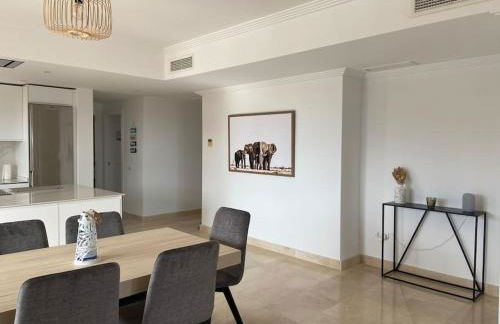 Elegant apartment, stunning views, fully renovated in la Hacienda del Senorio de Cifuentes - Photo 11