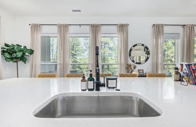 Le Cabin Noir LUX Alpine Retreat Spa BBQ - Photo 18