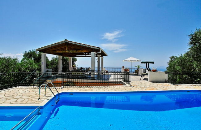 Villa Alexandros in Nisaki - Photo 34