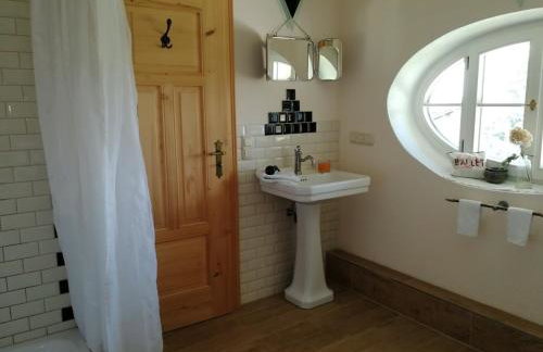 Ruhige Ferienwohnung in seenaher Künstlervilla in Gstadt - Foto 50