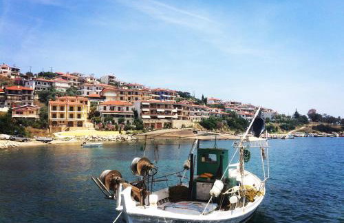 The Yellow Houses - Photo 43