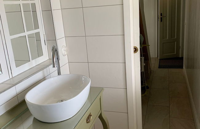 Rustic Luxury Lakeside House - Transformed Chapel - Foto 15