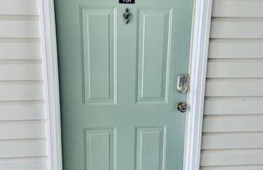 Coastal Condo with pool, minutes from beach - Foto 4