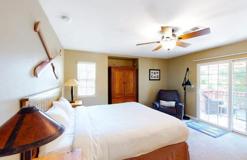 Northshore Lakeview Getaway - Photo 10