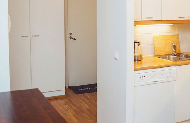 Cozy 2 Room Apartment With a Private Sauna! - Photo 13