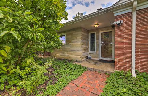 Peaceful Lebanon FarmhouseandRanch with Pool! - Foto 32