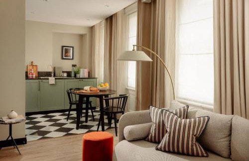 Native King’s Wardrobe, St. Paul’s - Foto 102