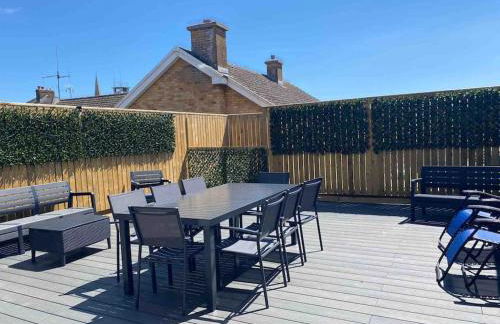 Tenby Heights, 5 en-suites, Parking & Garden - Photo 4