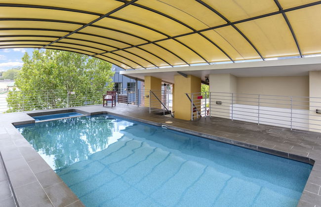 Nesuto Chippendale - Foto 16