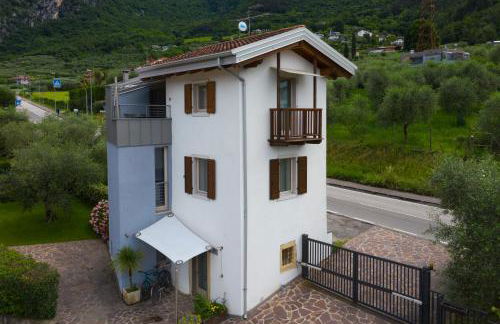 La Torretta, Casa indipendente con parcheggio in zona tranquilla ad Arco - Foto 1