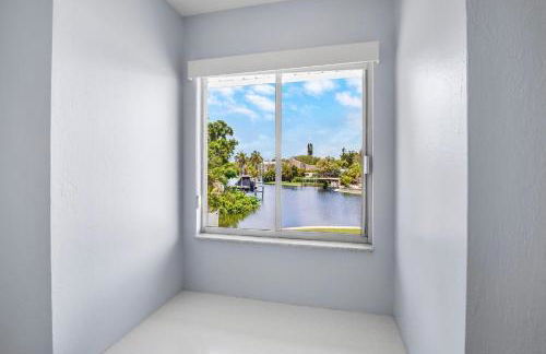 Leona Breeze - Photo 32