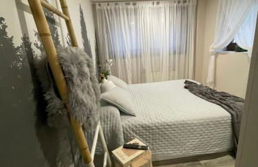 ENCANTADOR apartamento RENOS - Foto 8