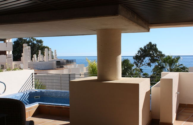 Beach Apartment - Private Pool - Photo 7