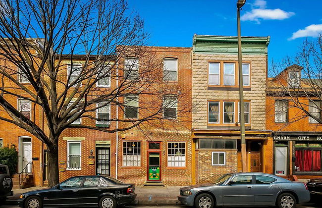 Wyatt's Saloon Guest House 2 - Photo 40