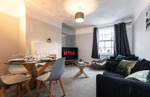 BEST PRICE! Perfect Gunwharf Accommodation - 5 single beds or Kingsize FREE PARKING - Foto 5