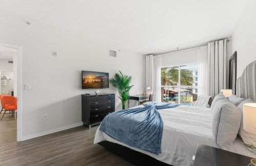 Orlando Getaway with Pool View Balcony - Foto 22