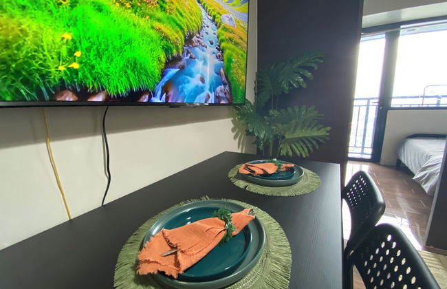 Sunset View at Air Residences Makati - Photo 26